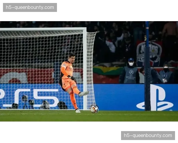 知名门将使用VR模拟器训练扑点，该系统学习并植入了欧冠对手罚球习惯